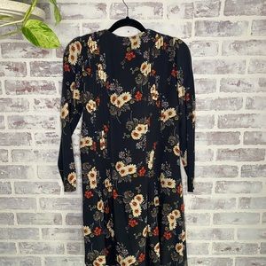 THE ODELLS Shift Dress